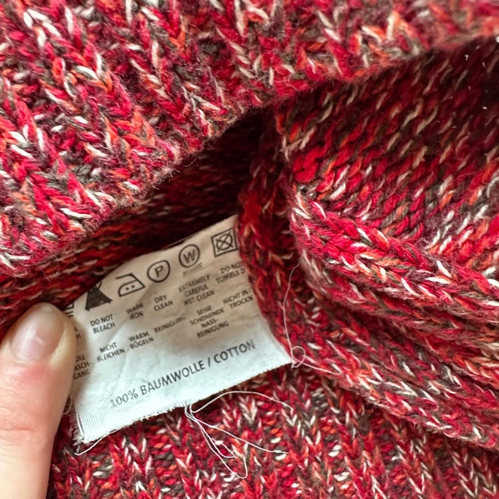 Cozy Red Turtleneck Sweater M L - Picture 9 of 16